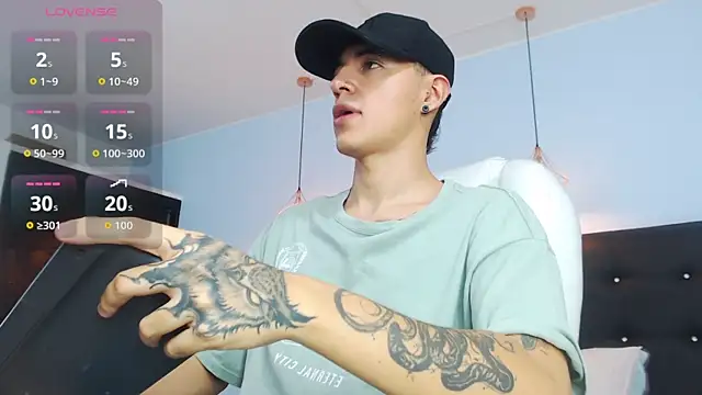 Lobo 17  online show from October 2025 03:40:01 AM