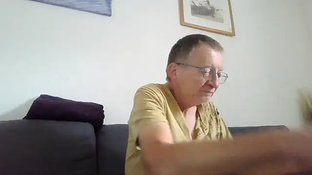 naturiste974 online show from June 2026 02:55:01 PM