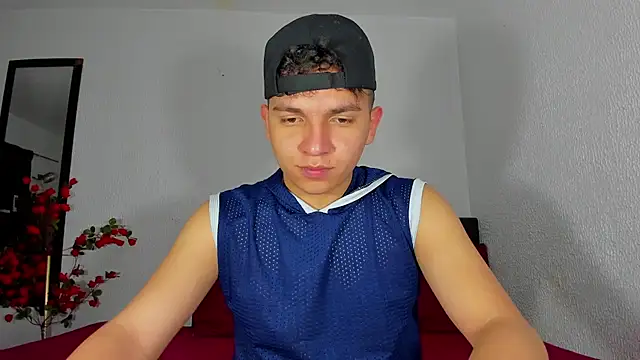 Danielbluestar online show from February 2025 05:39:01 PM