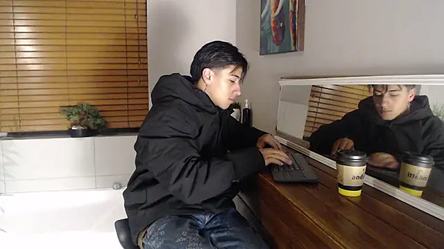 Andy Joy  online show from December 2025 10:24:02 AM