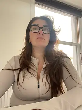 Miss Stassi online show from January 2025 09:33:01 AM