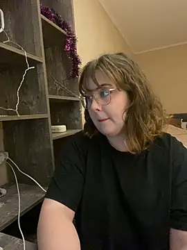 Snapshot of cinnabon_ chatting on January 2025 03:09:02 PM cinnabon online show from January 2025 03:09:02 PM