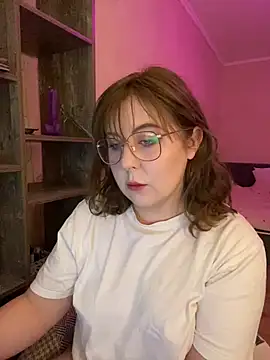 Snapshot of cinnabon_ chatting on March 2025 12:41:02 PM cinnabon online show from March 2025 12:41:02 PM
