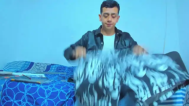 maxowens oficial online show from December 2024 11:39:01 PM