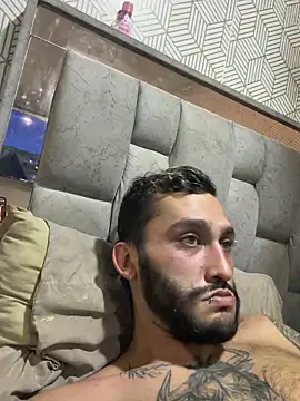 Snapshot of openmind_boy chatting on February 2026 11:37:01 PM openmind boy online show from February 2026 11:37:01 PM