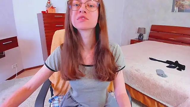 Pantyhose Mila online show from March 2026 08:33:01 PM