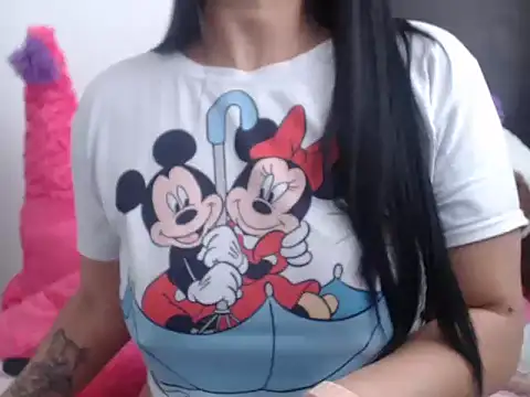 Emma  W online show from February 2025 05:37:01 PM