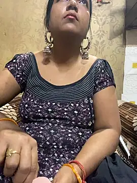 Snapshot of Tameesh_sexy_mistress chatting on November 2025 03:49:01 PM Tameesh sexy mistress online show from November 2025 03:49:01 PM