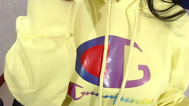 CarolineBrunx online show from October 2025 04:13:01 AM