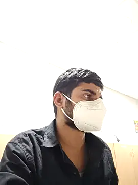 Ishan003 online show from December 2024 02:01:02 PM