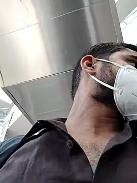 Ishan003 online show from February 2025 08:21:02 AM