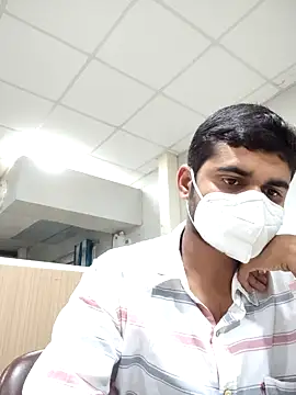 Ishan003 online show from February 2025 01:44:01 PM