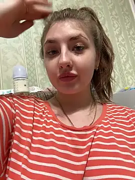 Snapshot of sexyy_girl_ chatting on December 2024 12:09:02 PM sexyy girl  online show from December 2024 12:09:02 PM