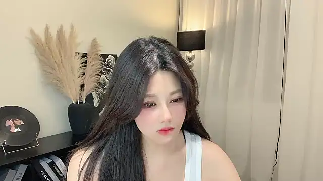 Strawberrybabyy1 online show from March 2025 03:13:02 PM