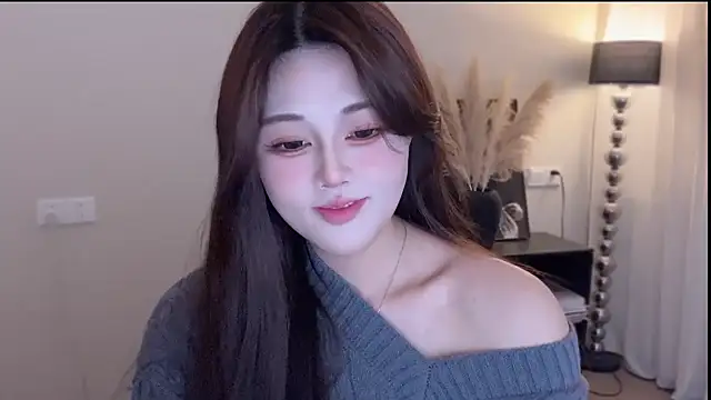 Strawberrybabyy1 online show from December 2025 04:13:02 PM