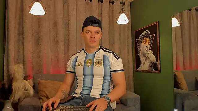 Jake Tylerr  online show from July 2026 11:32:01 PM