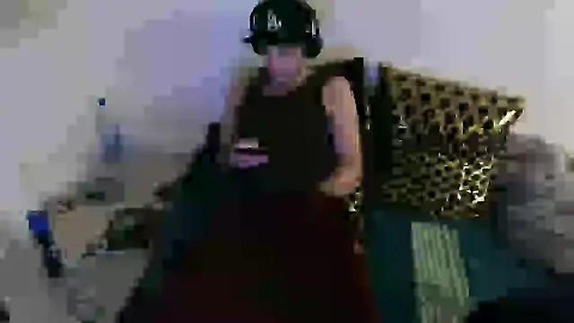 Snapshot of SirCharlesXXX chatting on January 2025 02:21:01 PM SirCharlesXXX online show from January 2025 02:21:01 PM