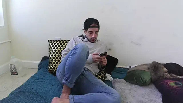 Snapshot of SirCharlesXXX chatting on January 2025 08:12:01 PM SirCharlesXXX online show from January 2025 08:12:01 PM