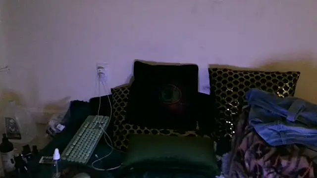 Snapshot of SirCharlesXXX chatting on February 2025 05:07:02 AM SirCharlesXXX online show from February 2025 05:07:02 AM