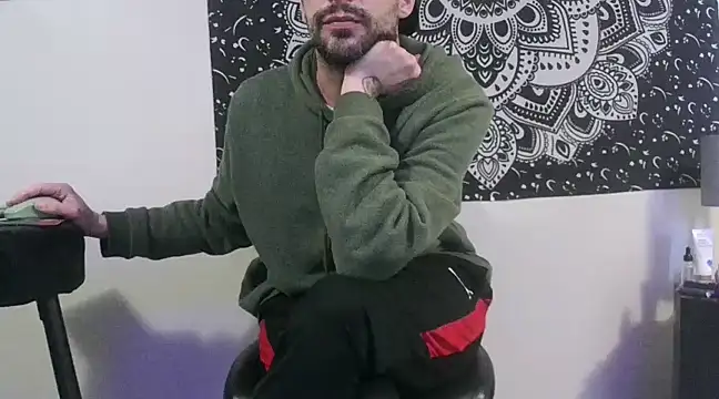 Snapshot of SirCharlesXXX chatting on February 2025 08:13:02 PM SirCharlesXXX online show from February 2025 08:13:02 PM