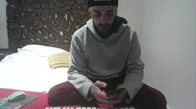 Snapshot of SirCharlesXXX chatting on February 2025 09:21:01 AM SirCharlesXXX online show from February 2025 09:21:01 AM