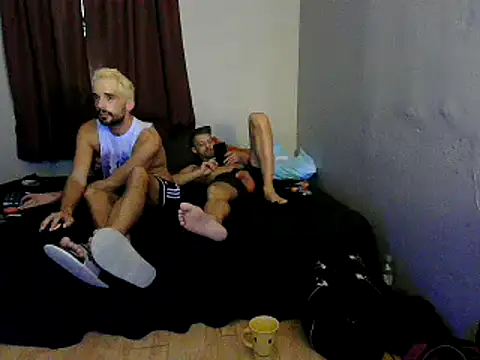 Snapshot of SirCharlesXXX chatting on September 2025 01:05:02 PM SirCharlesXXX online show from September 2025 01:05:02 PM