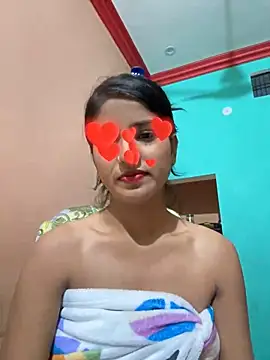 Snapshot of DiyAsingHh chatting on February 2025 01:45:01 AM DiyAsingHh online show from February 2025 01:45:01 AM