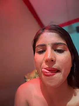 Snapshot of DiyAsingHh chatting on February 2025 07:52:01 AM DiyAsingHh online show from February 2025 07:52:01 AM