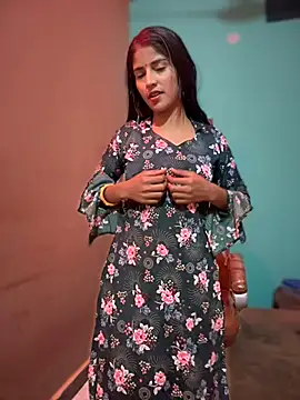 Snapshot of DiyAsingHh chatting on March 2025 04:03:02 AM DiyAsingHh online show from March 2025 04:03:02 AM
