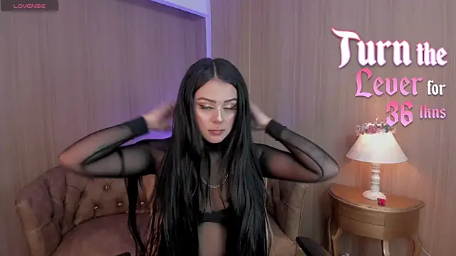 Snapshot of SoffiQueen chatting on March 2025 08:43:02 PM SoffiQueen online show from March 2025 08:43:02 PM