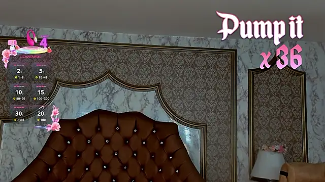 SoffiQueen online show from February 2026 01:17:01 PM