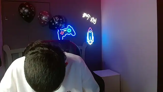 JackSwan18 online show from January 2025 12:46:02 PM