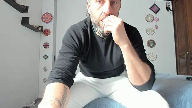 Snapshot of Antoniohot2024 chatting on January 2025 09:52:01 PM Antoniohot2024 online show from January 2025 09:52:01 PM