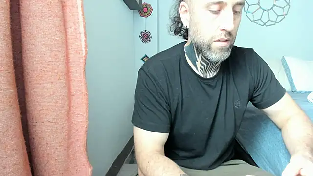 Snapshot of Antoniohot2024 chatting on January 2025 02:45:01 PM Antoniohot2024 online show from January 2025 02:45:01 PM