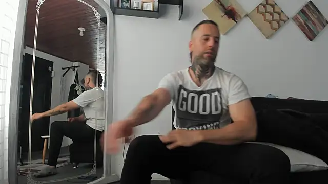 Snapshot of Antoniohot2024 chatting on March 2025 01:15:01 PM Antoniohot2024 online show from March 2025 01:15:01 PM