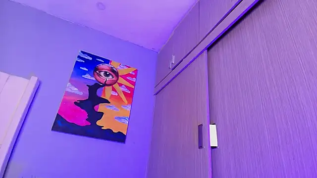 Snapshot of Shenoa1 chatting on October 2025 12:04:02 PM Shenoa1 online show from October 2025 12:04:02 PM