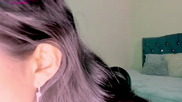 linda alana online show from February 2025 12:08:02 AM