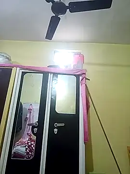 Snapshot of heenage chatting on January 2025 07:57:01 AM heenage online show from January 2025 07:57:01 AM