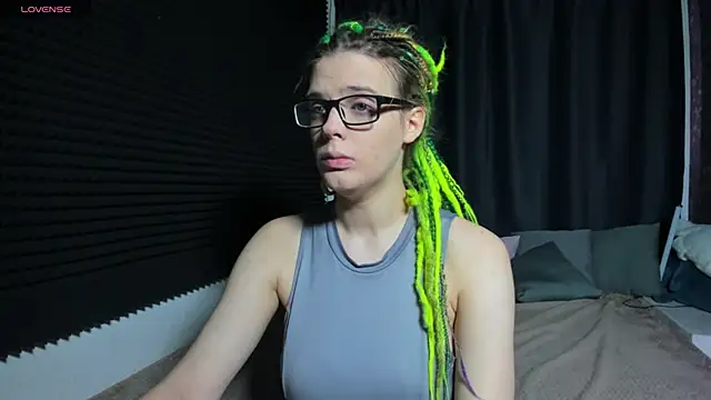 KIKI Krash online show from September 2025 10:08:01 AM