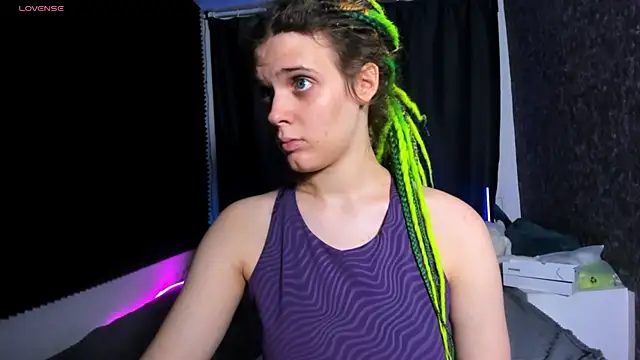 KIKI Krash online show from November 2025 10:41:02 AM