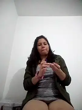 Carliina Soussa online show from February 2025 01:00:01 AM