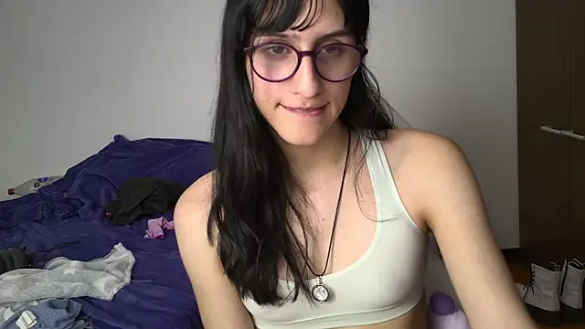 Snapshot of Alice_love29 chatting on January 2025 01:30:01 AM Alice love29 online show from January 2025 01:30:01 AM