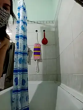 Snapshot of MikaKors chatting on December 2024 03:07:02 AM MikaKors online show from December 2024 03:07:02 AM