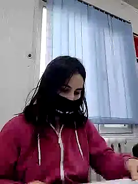 Snapshot of MikaKors chatting on December 2024 05:00:02 AM MikaKors online show from December 2024 05:00:02 AM