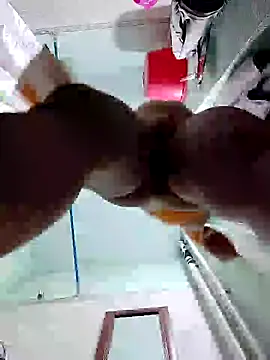 Snapshot of MikaKors chatting on January 2025 03:33:01 AM MikaKors online show from January 2025 03:33:01 AM