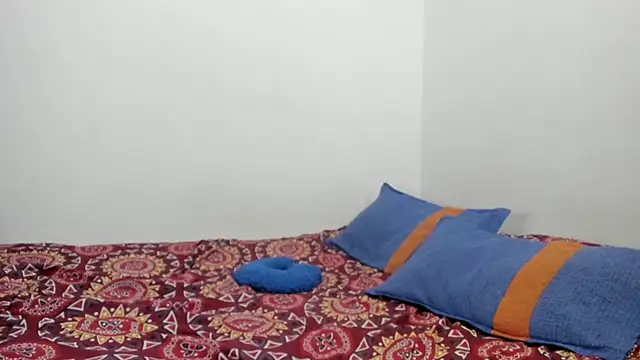 Nathaly love96 online show from December 2024 12:11:02 AM