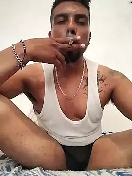 alfredyy55 online show from September 2025 03:50:02 PM