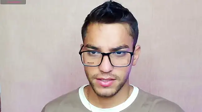 Leandro valenzuela online show from March 2025 06:50:01 PM