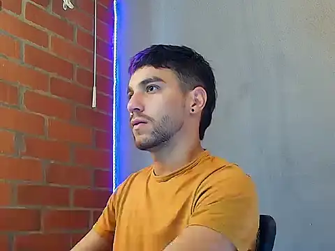 Leandro valenzuela online show from December 2025 07:20:02 PM