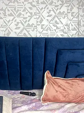 ElaaPerez online show from November 2025 12:38:01 PM